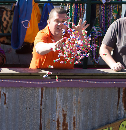 nwrh.0207.mardi.gras.childrens.parade-5