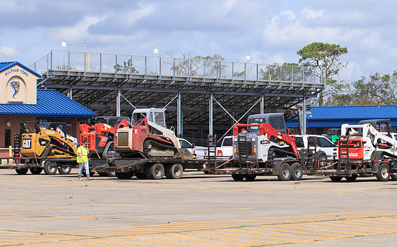 nwkm.0909.Hurricane.Laura.recovery-24
