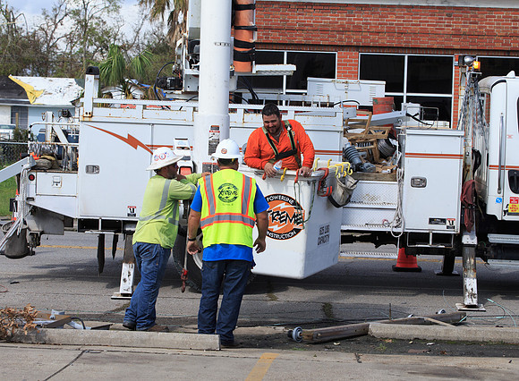 nwkm.0909.Hurricane.Laura.recovery-7
