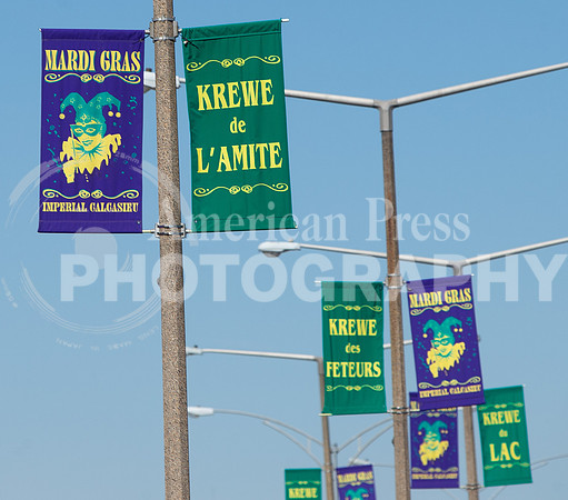 nwrh.0209.mardi.gras.banners-1